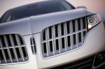 Lincoln MKT 2010 года